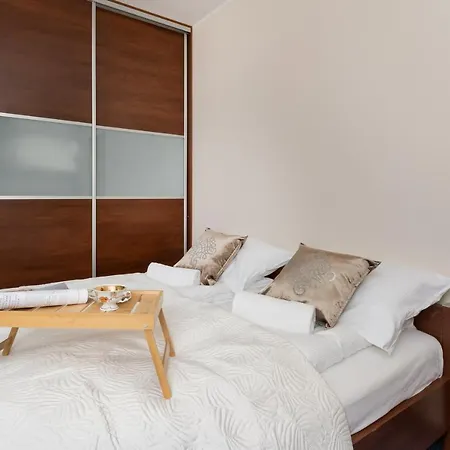 Apartment Patio Mare With Free Garage Parking By Renters